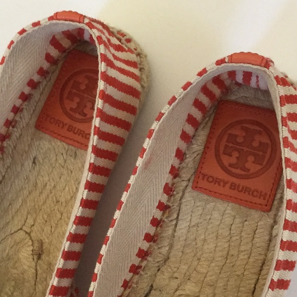 TORY BURCH STRIPED CANVAS ESPADRILLES - Picture 3 of 7